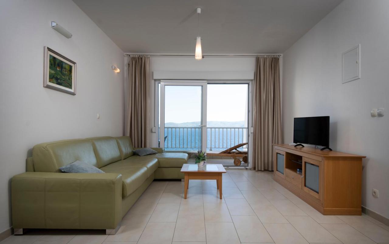 Apartments Vela Sollis Marusici  Екстер'єр фото