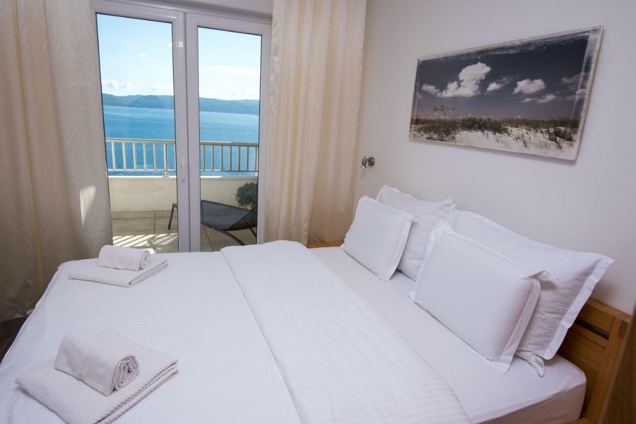 Apartments Vela Sollis Marusici  Екстер'єр фото