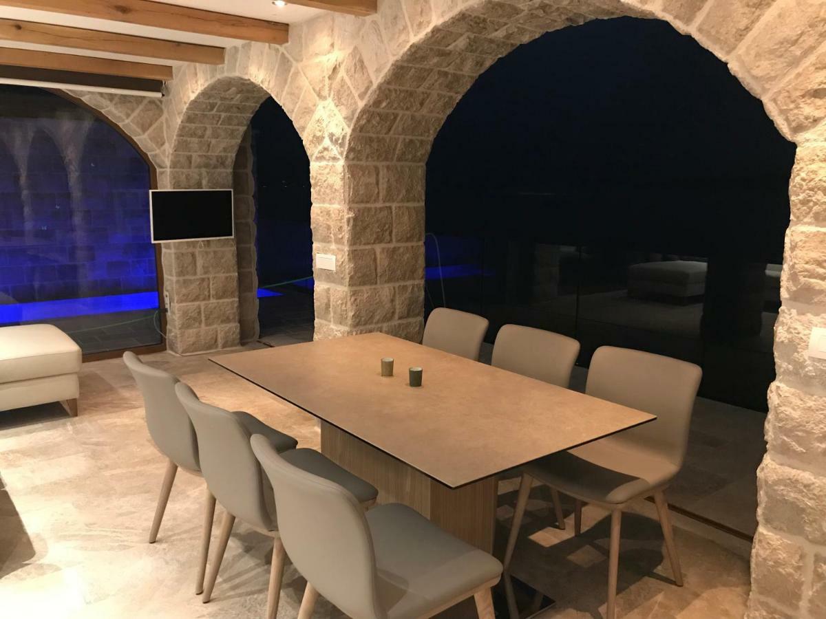 Apartments Vela Sollis Marusici  Екстер'єр фото